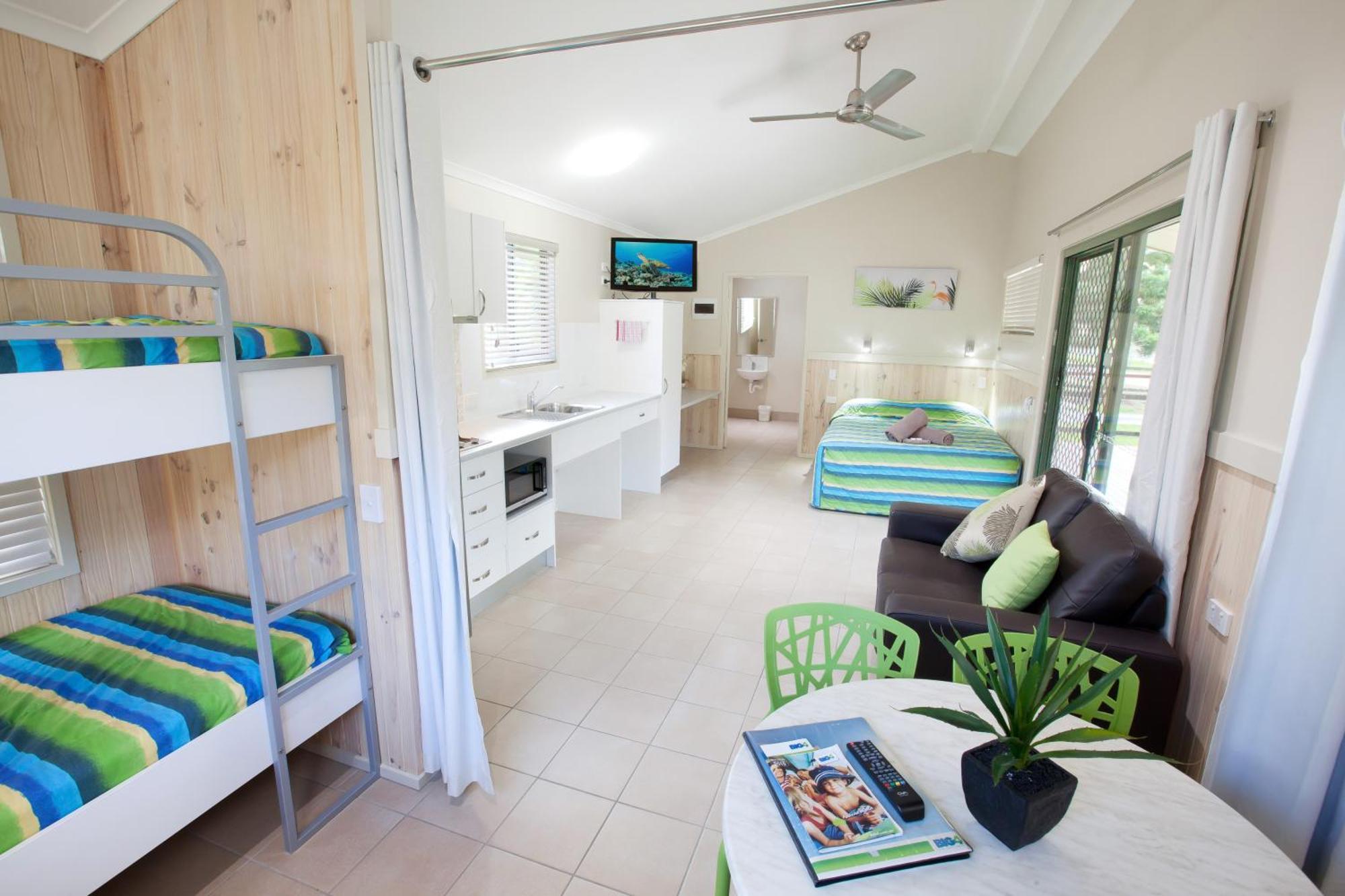 Cairns Crystal Cascades Holiday Park Номер фото